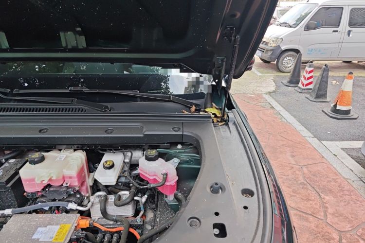 Used Leapmotor C16 2024 Pure Electric 580 LiDAR Edition Engine Bay Left