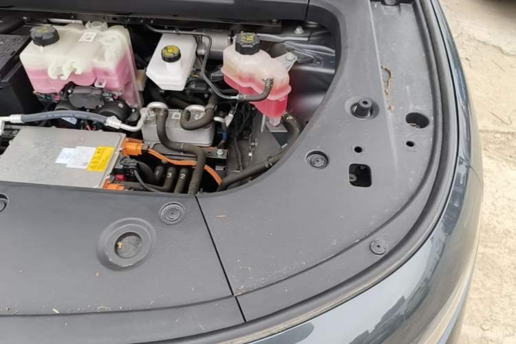Used Leapmotor C16 2024 Pure Electric 520 Deluxe Edition Engine Bay Left