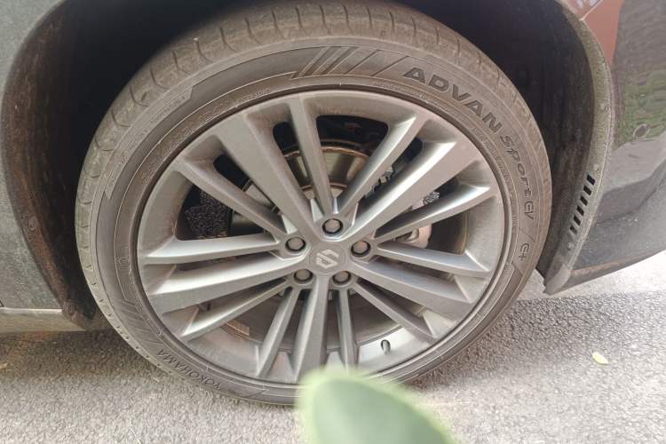 Used Leapmotor C16 2024 Range-Extended 200 Luxury Edition Right Front Wheel Hub