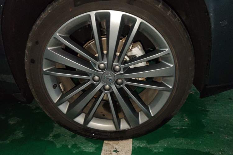Used Leapmotor C16 2024 Range-Extended 200 Luxury Edition Right Front Wheel Hub