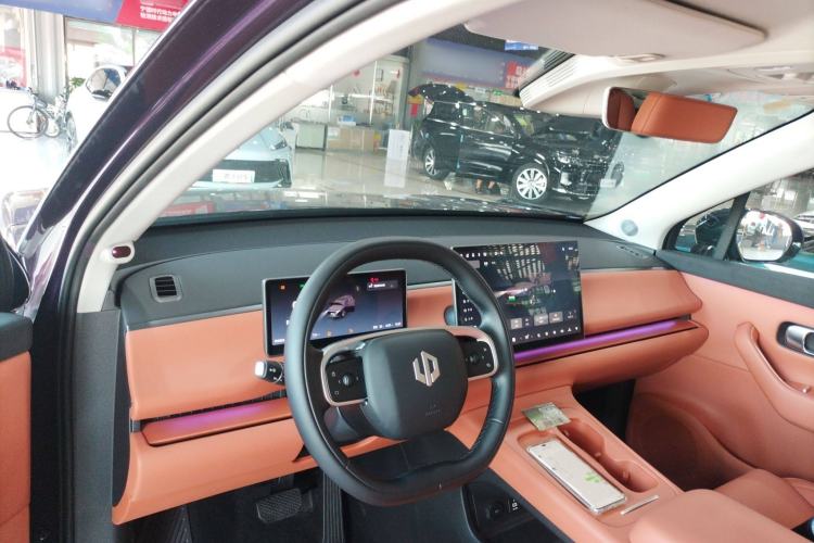 Used Leapmotor C16 2024 Range-Extended 200 LiDAR Edition Center Console