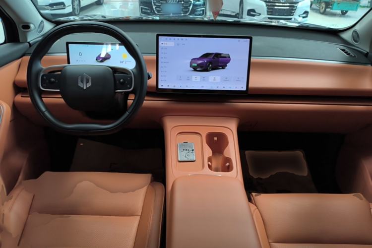 Used Leapmotor C16 2024 Range-Extended 200 Luxury Edition Center Console