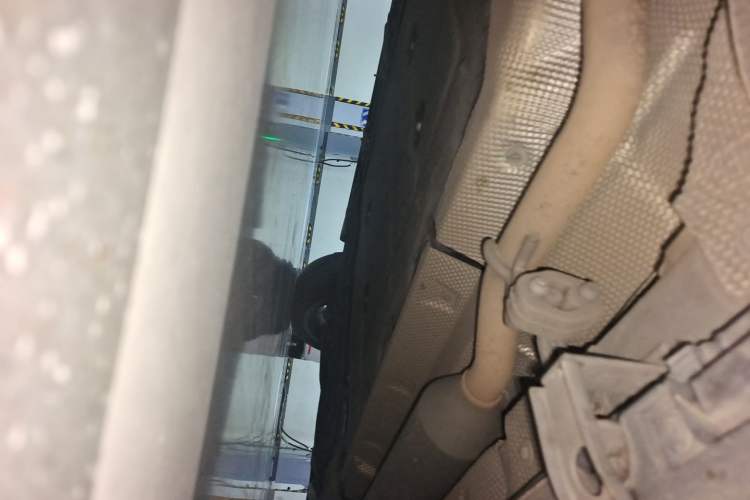 Used Leapmotor C16 2024 Range-Extended 200 LiDAR Edition Chassis Front Left
