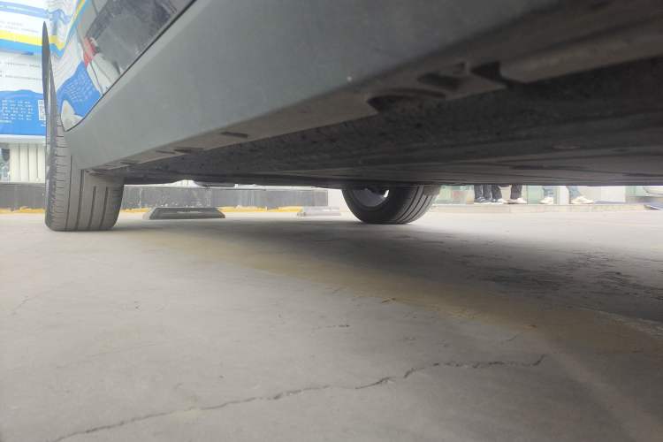 Used Leapmotor C16 2024 Range-Extended 200 Luxury Edition Chassis Front Right