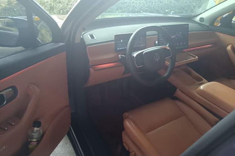 Used Leapmotor C16 2024 Range-Extended 200 LiDAR Edition Driver Seat
