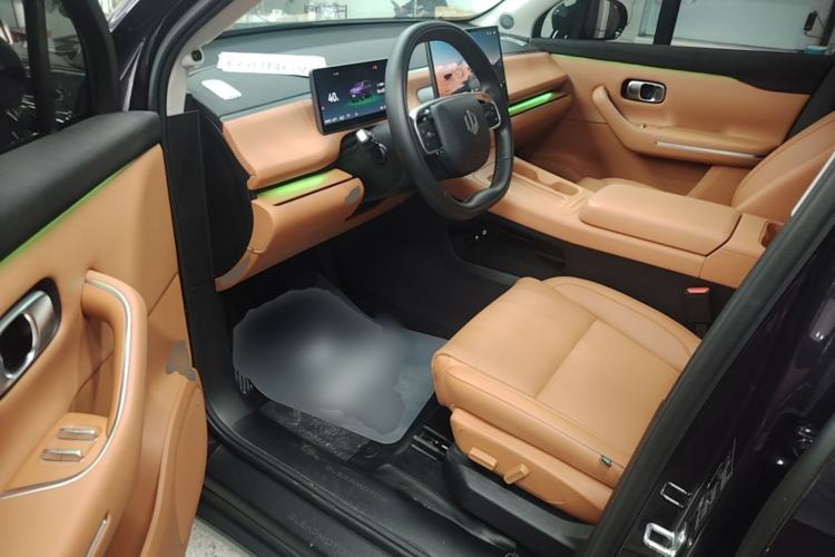 Used Leapmotor C16 2024 Range-Extended 200 LiDAR Edition Driver Seat