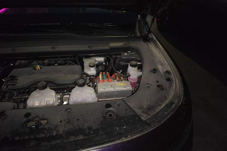 Used Leapmotor C16 2024 Range-Extended 200 LiDAR Edition Engine Bay Left