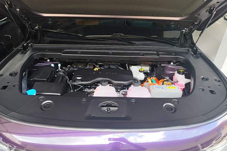 Used Leapmotor C16 2024 Range-Extended 200 LiDAR Edition Engine Bay
