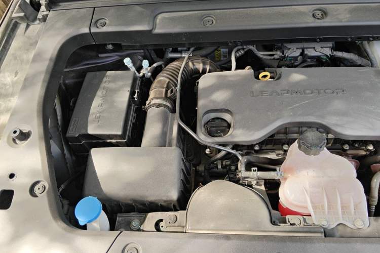 Used Leapmotor C16 2024 Range-Extended 200 Luxury Edition Engine Bay Right