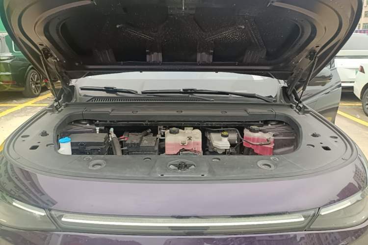 Used Leapmotor C16 2024 Pure Electric 520 Deluxe Edition Engine Bay