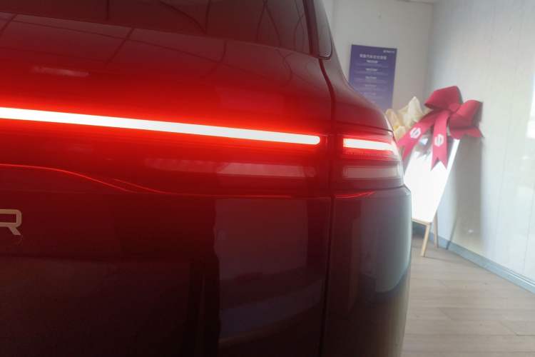 Used Leapmotor C16 2024 Range-Extended 200 LiDAR Edition Exterior 3