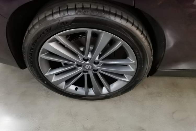 Used Leapmotor C16 2024 Range-Extended 200 LiDAR Edition Exterior 5