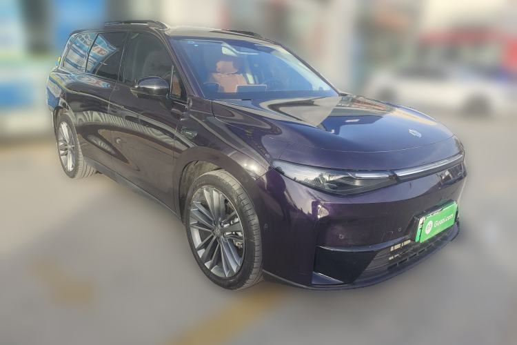 Used Leapmotor C16 2024 Range-Extended 200 Luxury Edition Front Right 45 Deg