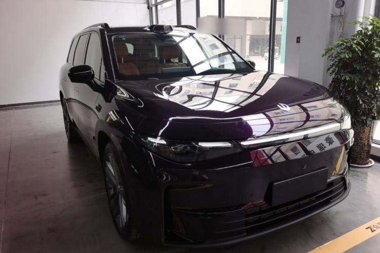 Used Leapmotor C16 2024 Range-Extended 200 LiDAR Edition Front Right 45 Deg