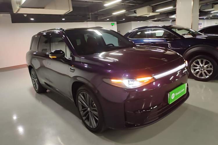 Used Leapmotor C16 2024 Range-Extended 200 Luxury Edition Front Right 45 Deg