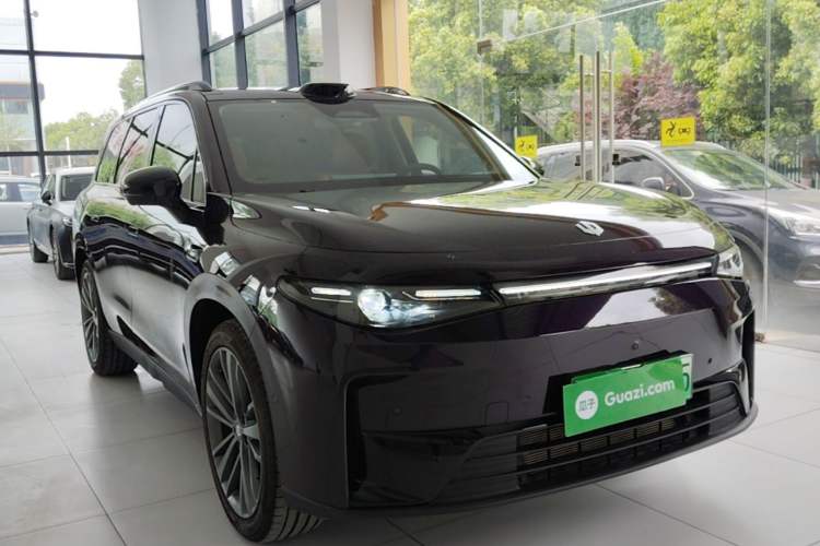 Used Leapmotor C16 2024 Range-Extended 200 LiDAR Edition Front Right 45 Deg
