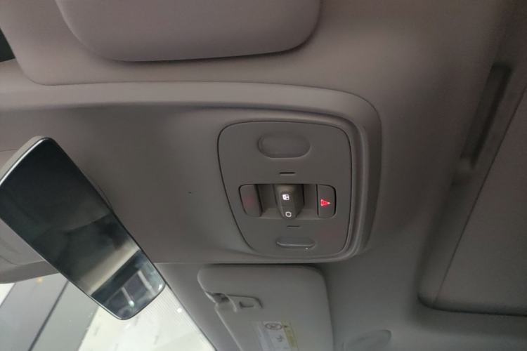 Used Leapmotor C16 2024 All-Electric 580 Luxury Edition Headliner