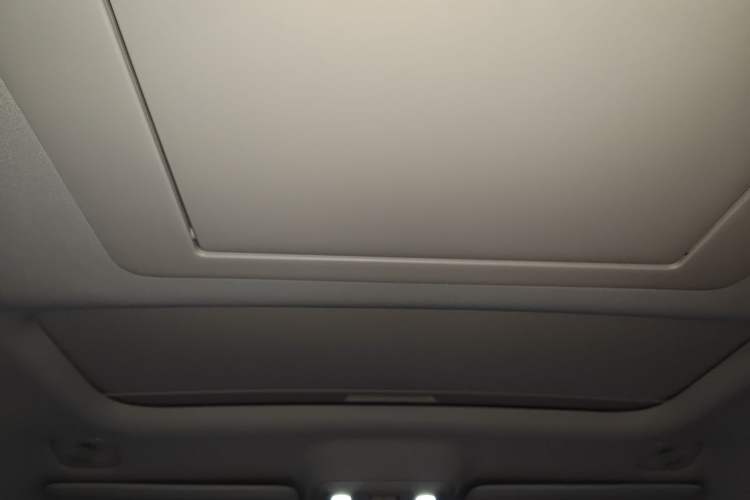 Used Leapmotor C16 2024 Range-Extended 200 LiDAR Edition Headliner