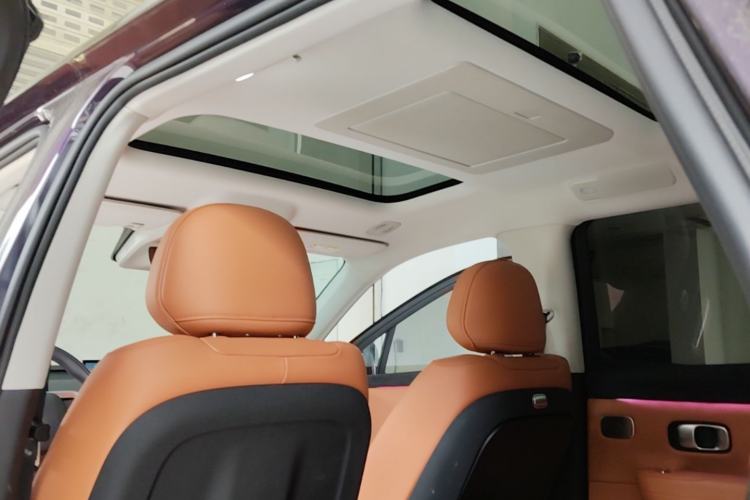 Used Leapmotor C16 2024 Range-Extended 200 LiDAR Edition Headliner