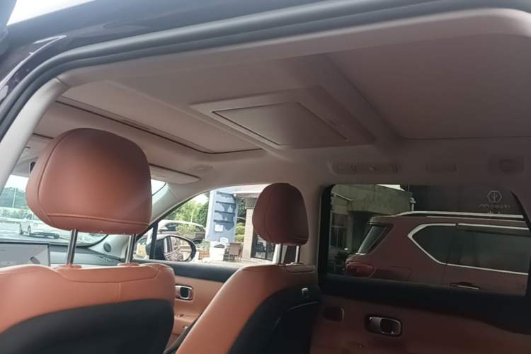 Used Leapmotor C16 2024 Range-Extended 200 Luxury Edition Headliner