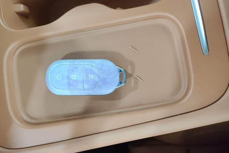 Used Leapmotor C16 2024 Range-Extended 200 LiDAR Edition Interior 1