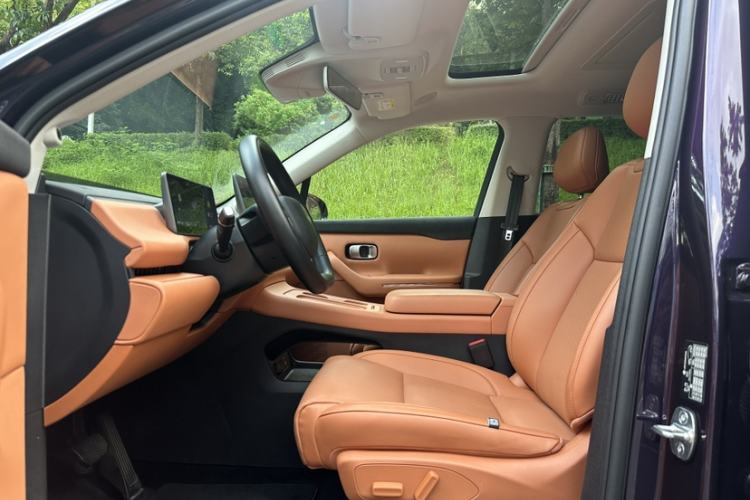 Used Leapmotor C16 2024 Range-Extended 200 LiDAR Edition Interior 1
