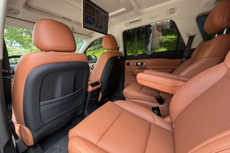Used Leapmotor C16 2024 Range-Extended 200 LiDAR Edition Interior 1