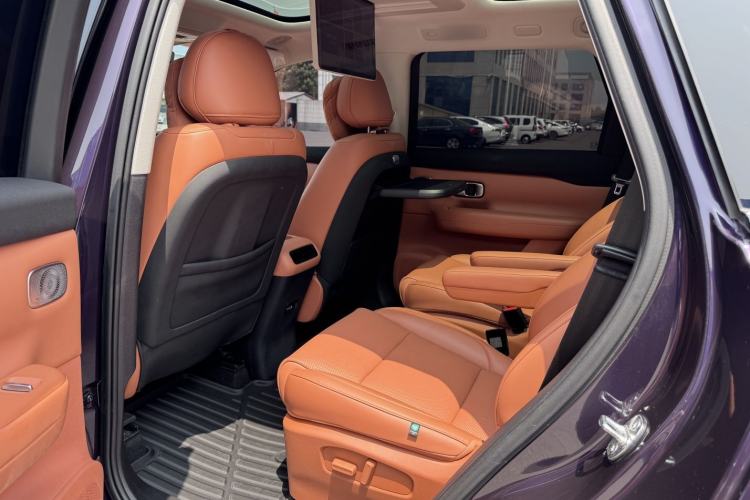 Used Leapmotor C16 2024 Range-Extended 200 Luxury Edition Interior 1