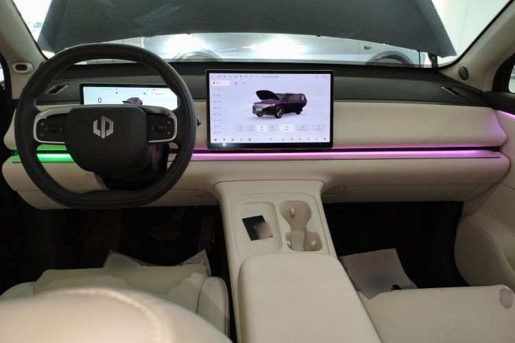 Used Leapmotor C16 2024 Range-Extended 200 LiDAR Edition Interior 2