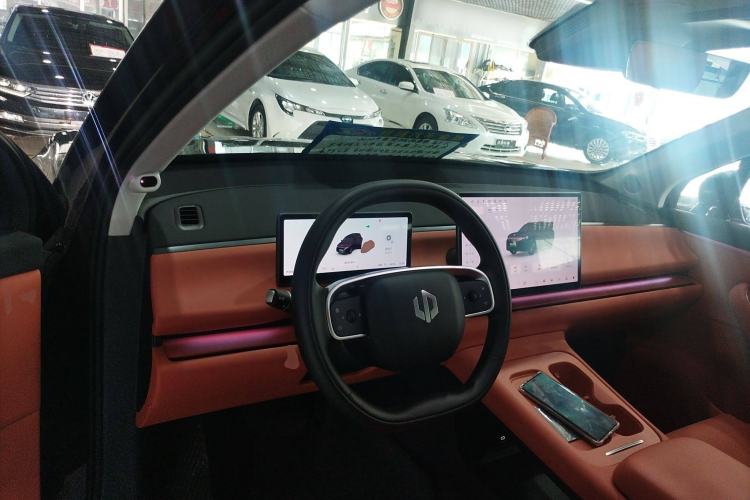 Used Leapmotor C16 2024 Range-Extended 200 LiDAR Edition Interior 2