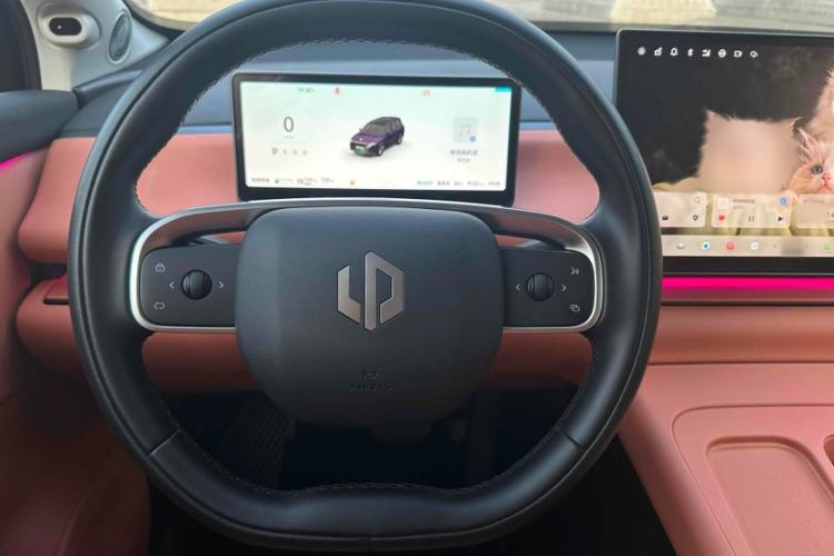 Used Leapmotor C16 2024 Range-Extended 200 LiDAR Edition Interior 2