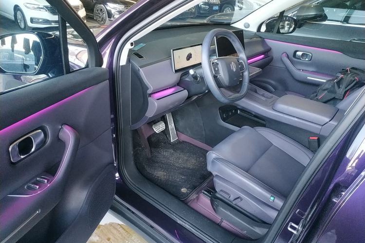 Used Leapmotor C16 2024 Range-Extended 200 Luxury Edition Interior 3
