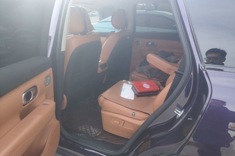 Used Leapmotor C16 2024 Range-Extended 200 Luxury Edition Interior 4