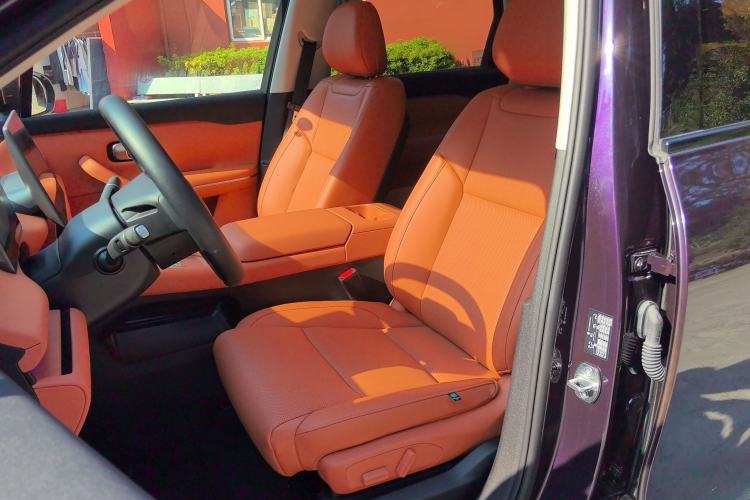 Used Leapmotor C16 2024 Range-Extended 200 LiDAR Edition Interior 6