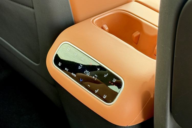 Used Leapmotor C16 2024 Range-Extended 200 LiDAR Edition Interior 6