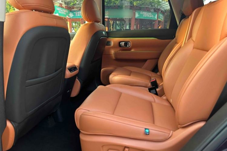 Used Leapmotor C16 2024 Range-Extended 200 LiDAR Edition Interior 6