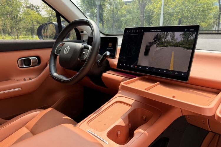 Used Leapmotor C16 2024 Range-Extended 200 LiDAR Edition Interior 9