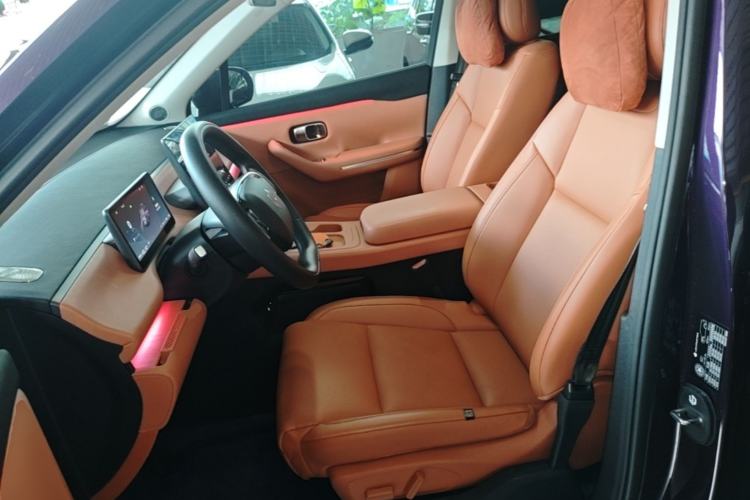 Used Leapmotor C16 2024 Range-Extended 200 LiDAR Edition Left Front Seat