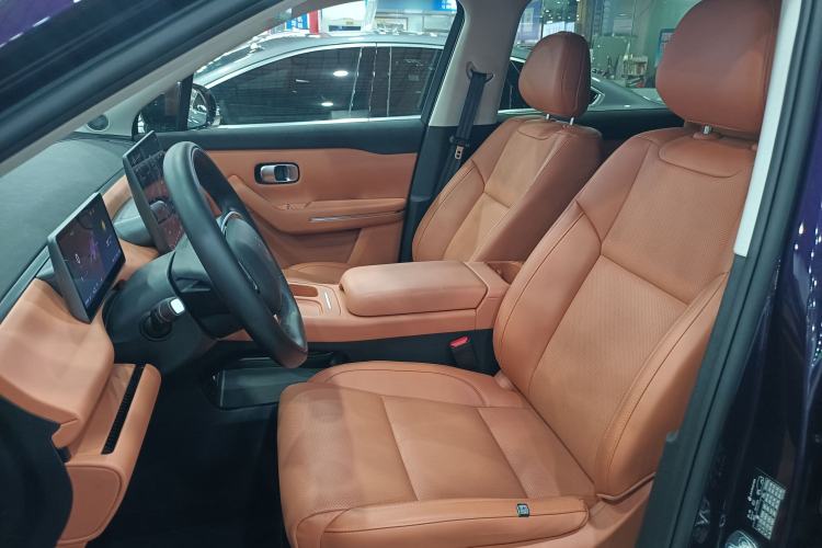 Used Leapmotor C16 2024 Range-Extended 200 LiDAR Edition Left Front Seat
