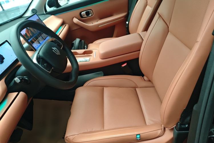 Used Leapmotor C16 2024 Range-Extended 200 LiDAR Edition Left Front Seat