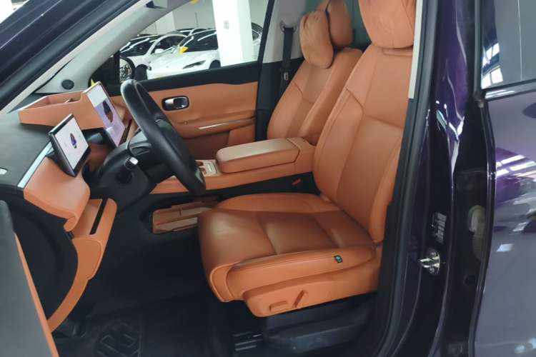 Used Leapmotor C16 2024 Range-Extended 200 Luxury Edition Left Front Seat