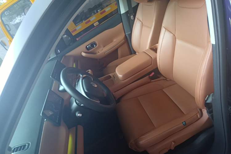 Used Leapmotor C16 2024 Range-Extended 200 LiDAR Edition Left Front Seat