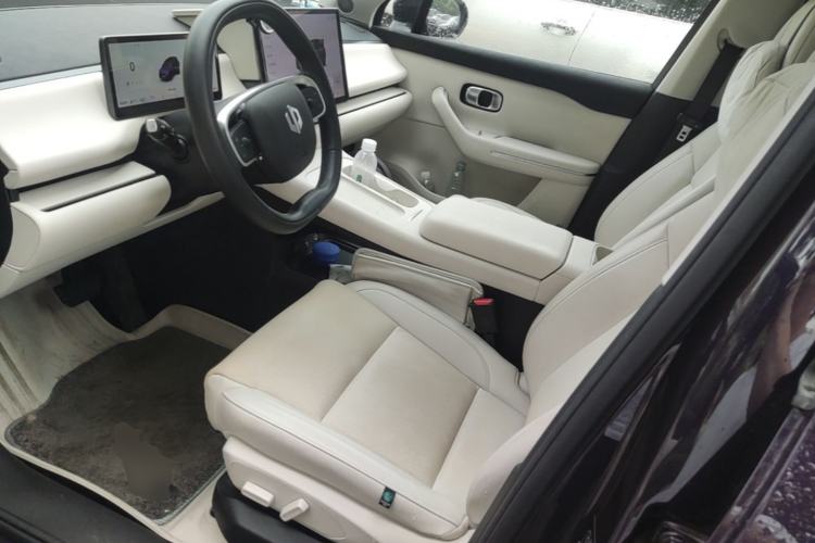 Used Leapmotor C16 2024 Range-Extended 200 LiDAR Edition Left Front Seat