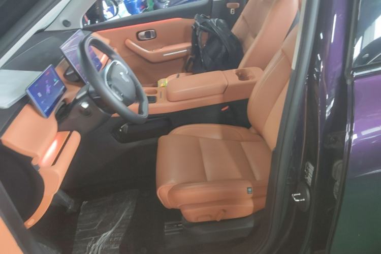 Used Leapmotor C16 2024 Pure Electric 520 Deluxe Edition Left Front Seat