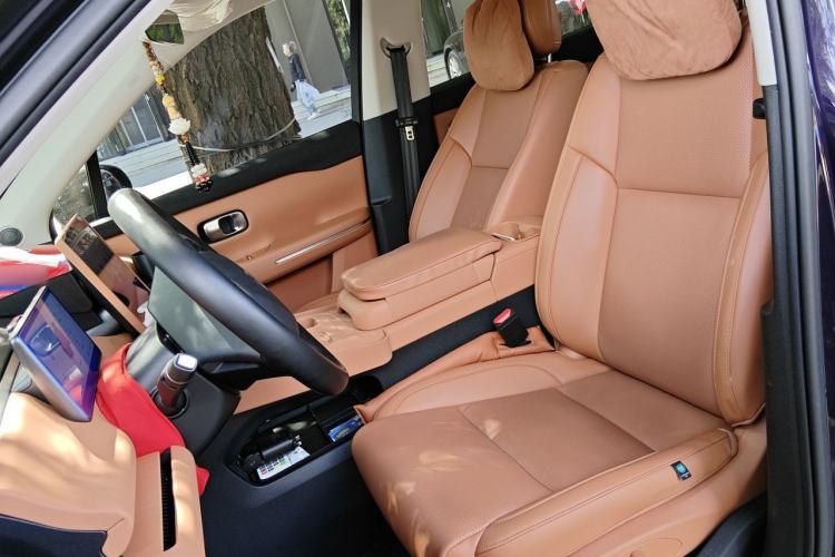 Used Leapmotor C16 2024 Range-Extended 200 Luxury Edition Left Front Seat