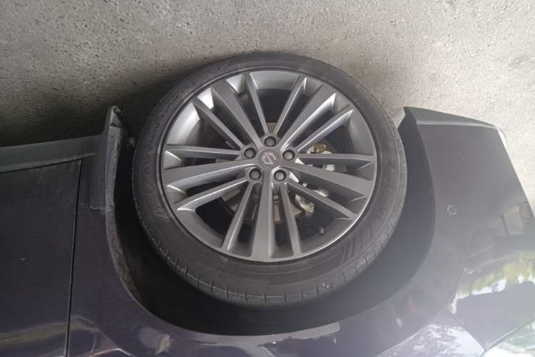 Used Leapmotor C16 2024 Range-Extended 200 LiDAR Edition Left Front Wheel Hub