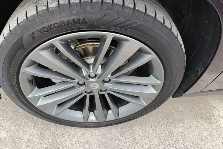 Used Leapmotor C16 2024 Range-Extended 200 Luxury Edition Left Front Wheel Hub