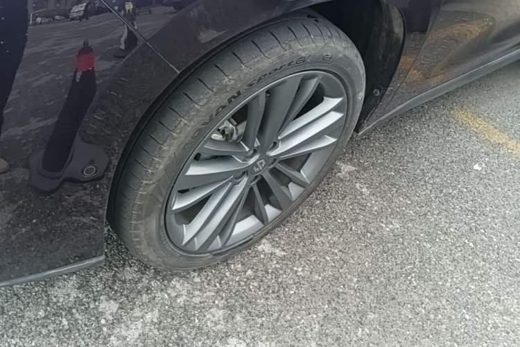 Used Leapmotor C16 2024 Range-Extended 200 Luxury Edition Left Front Wheel Hub