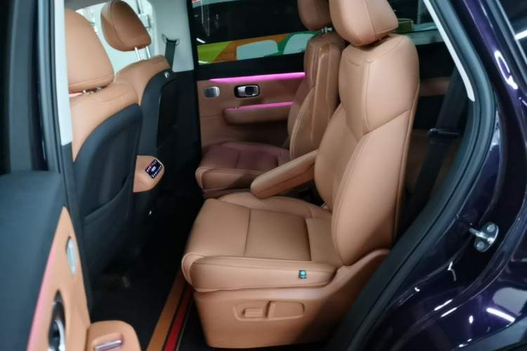 Used Leapmotor C16 2024 Range-Extended 200 LiDAR Edition Left Rear Seat