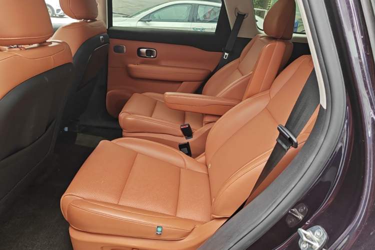 Used Leapmotor C16 2024 Range-Extended 200 LiDAR Edition Left Rear Seat